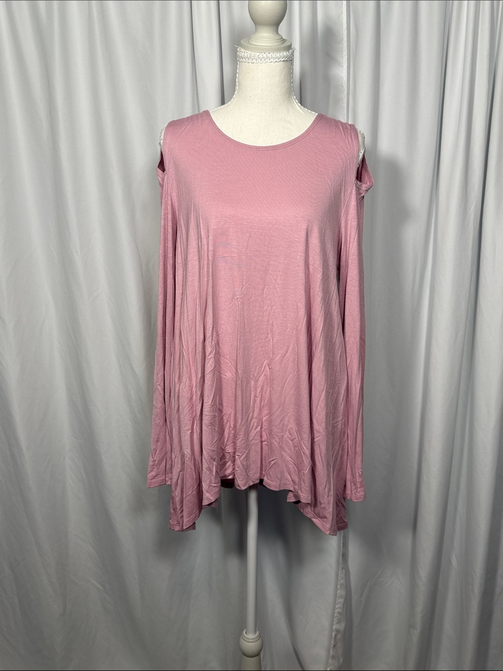 Azules Pink Cold-Shoulder Long Sleeve Top